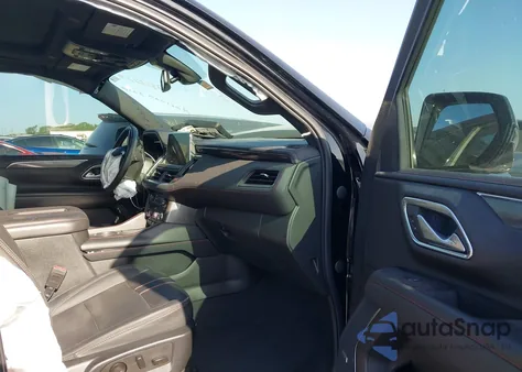 2022 Chevrolet Suburban C1500 Rst z USA, uszkodzony, nr VIN 1GNSCEKD8NR223622